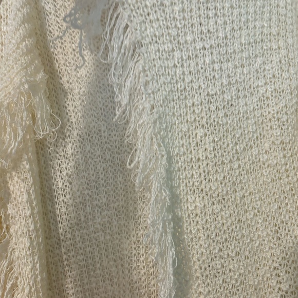 ANDTHEWHY Cream Fringe Cardigan - Picture 6 of 7